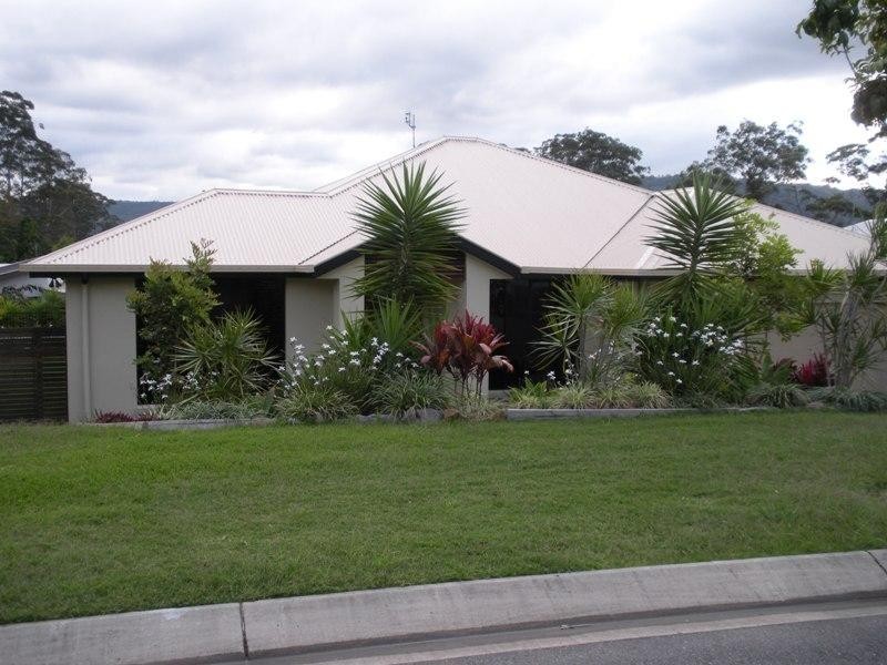 6 Gallows Place, Palmwoods QLD 4555