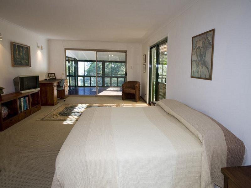 68 Towen Mountain Road, Towen Mountain QLD 4560
