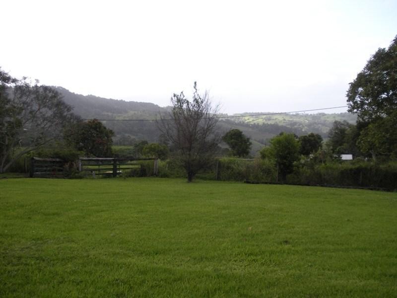 Hunchy QLD 4555