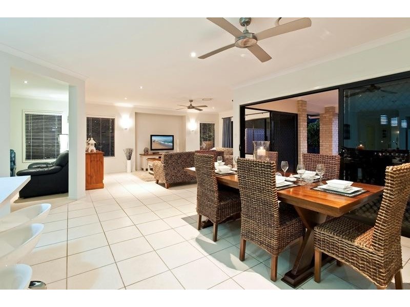 37 Yellow Cedar Place, Palmwoods QLD 4555