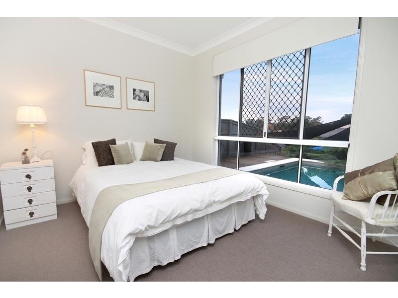 42 Petigrain Avenue, Palmwoods QLD 4555