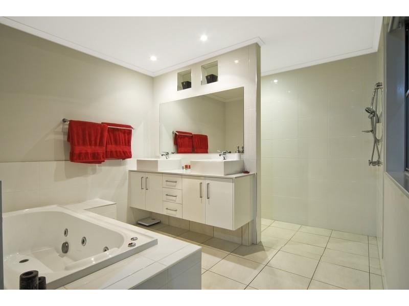 18 Rimmel Place, Palmwoods QLD 4555