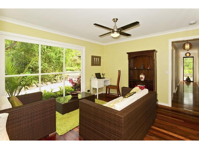 599 Hunchy Road, Hunchy QLD 4555