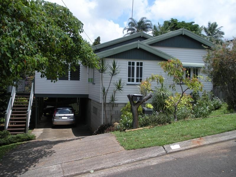 9 Briggs St, Palmwoods QLD 4555