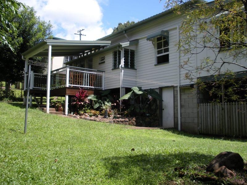 9 Briggs St, Palmwoods QLD 4555