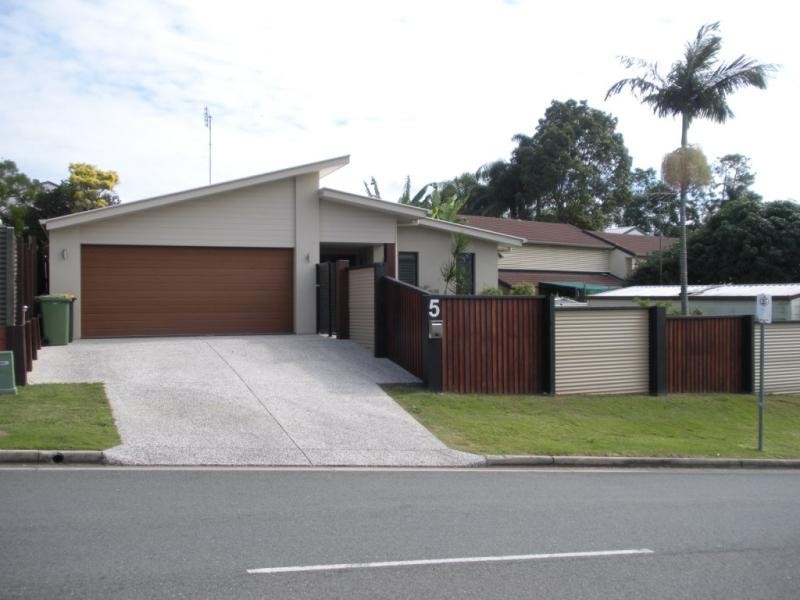 5 Toombra St, Maroochydore QLD 4558
