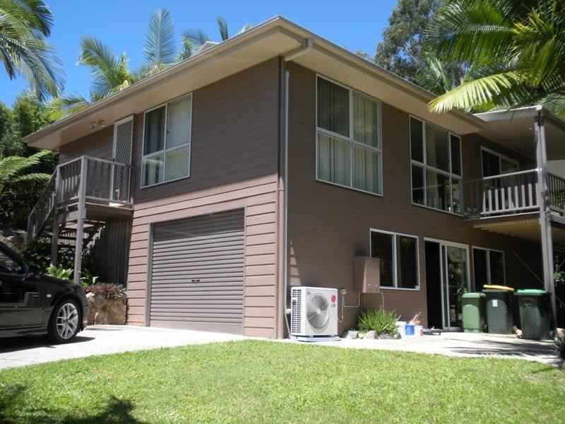 12 Holyn Close, Woombye QLD 4559