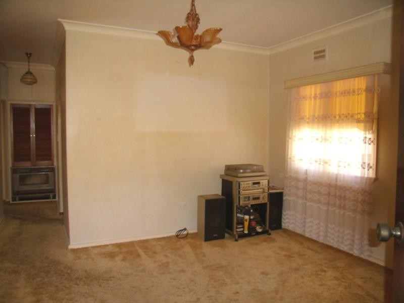 19 Nineteenth Street, Warragamba NSW 2752