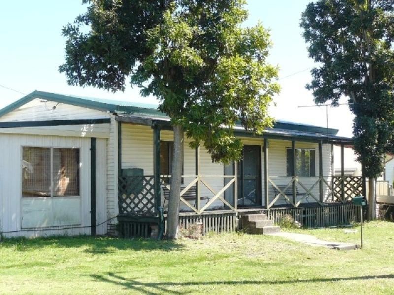 1 First Street, Warragamba NSW 2752