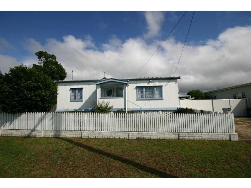 21 Second Street, Warragamba NSW 2752