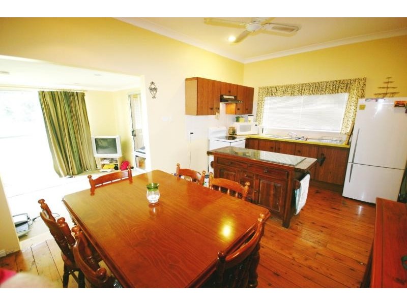 86 Weir Road, Warragamba NSW 2752