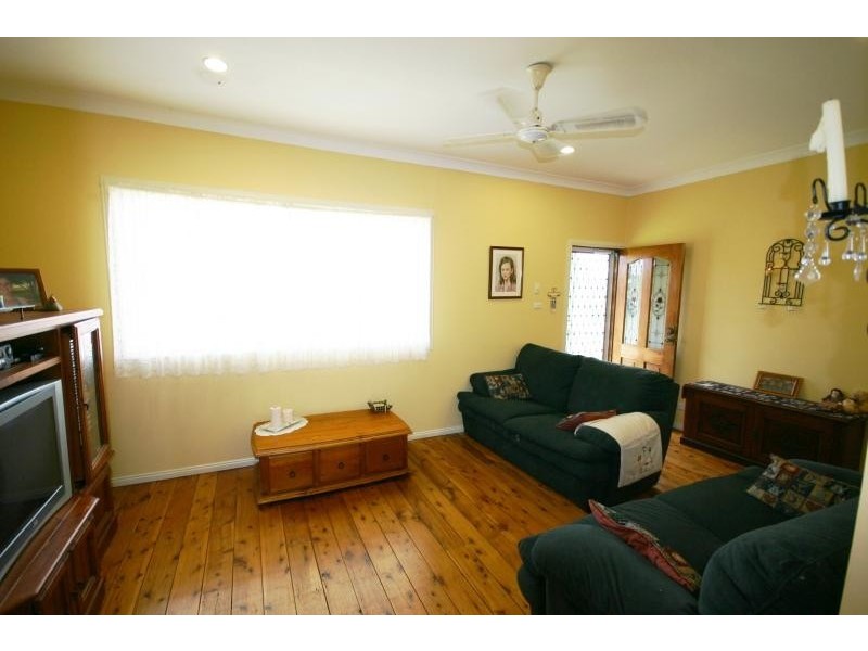 86 Weir Road, Warragamba NSW 2752