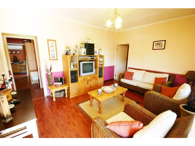 11 Eleventh Street, Warragamba NSW 2752