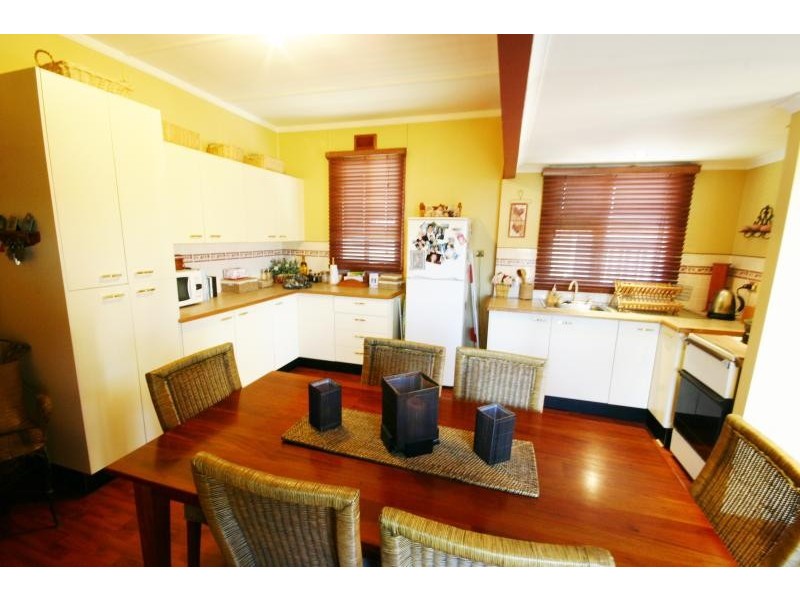 11 Eleventh Street, Warragamba NSW 2752