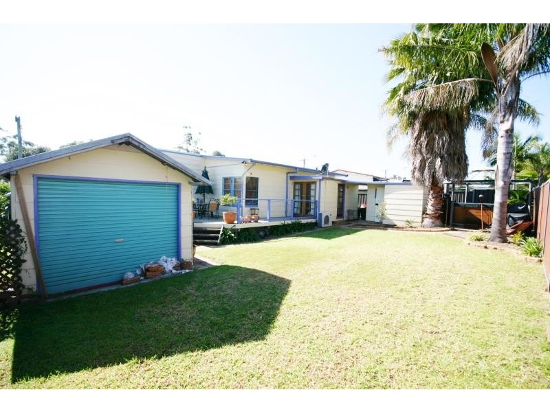 11 Eleventh Street, Warragamba NSW 2752