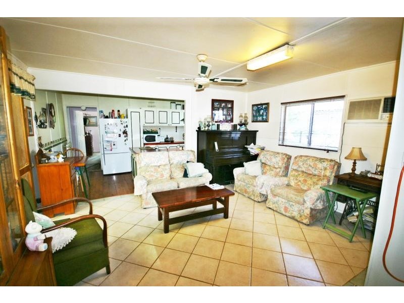 43 Twelfth Street, Warragamba NSW 2752