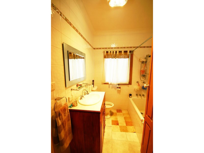 19 Twelfth Street, Warragamba NSW 2752