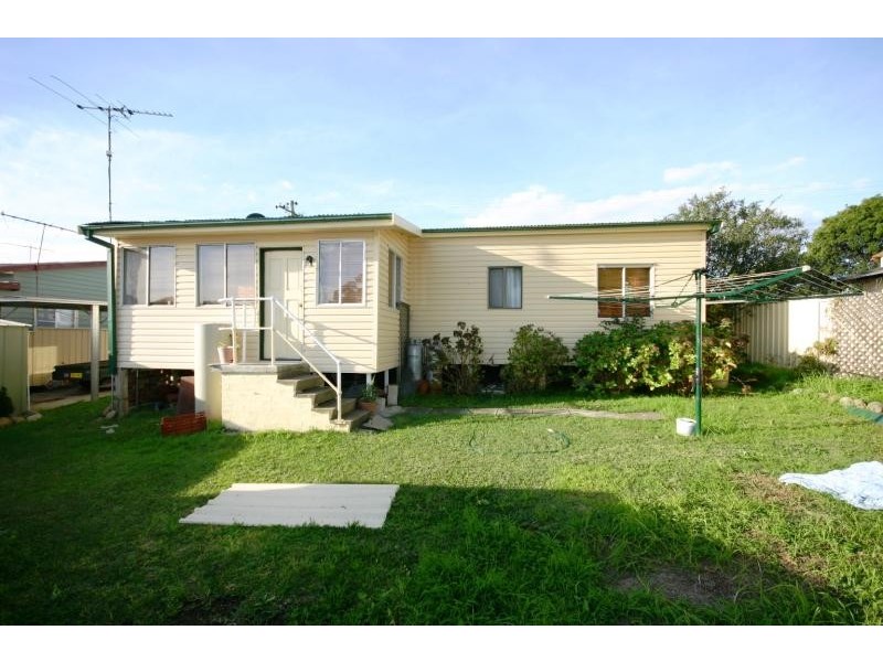 19 Twelfth Street, Warragamba NSW 2752