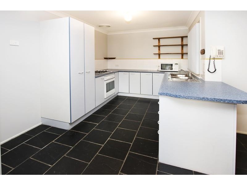 18 Coolabah Cres, Glenmore Park NSW 2745