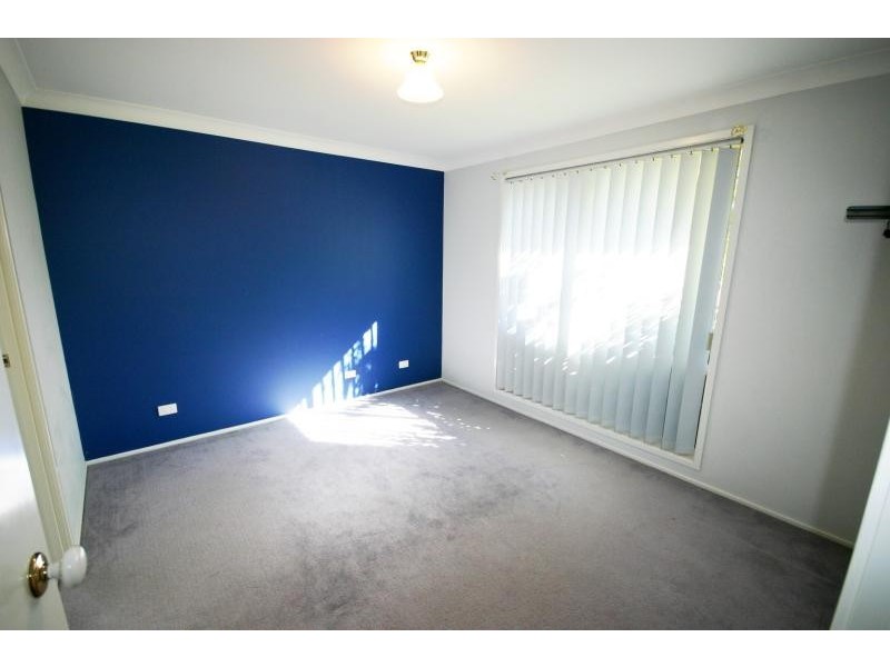 18 Coolabah Cres, Glenmore Park NSW 2745