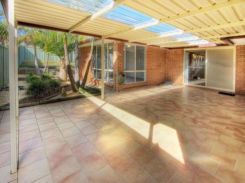18 Coolabah Cres, Glenmore Park NSW 2745