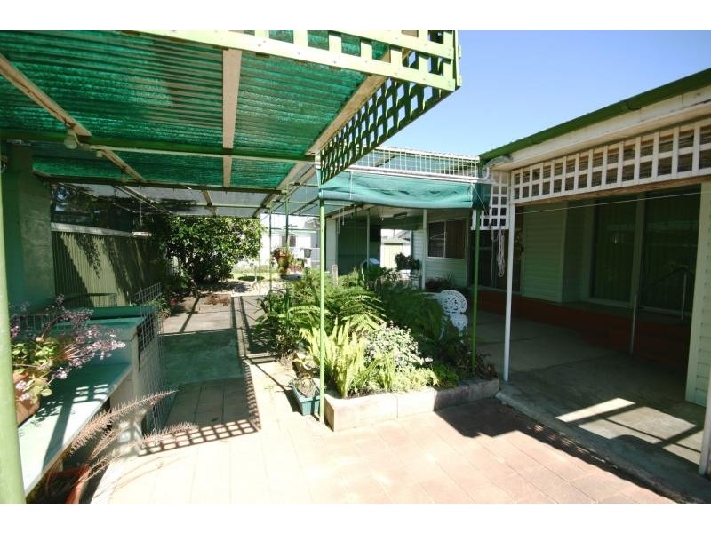 10 Ninth Street, Warragamba NSW 2752