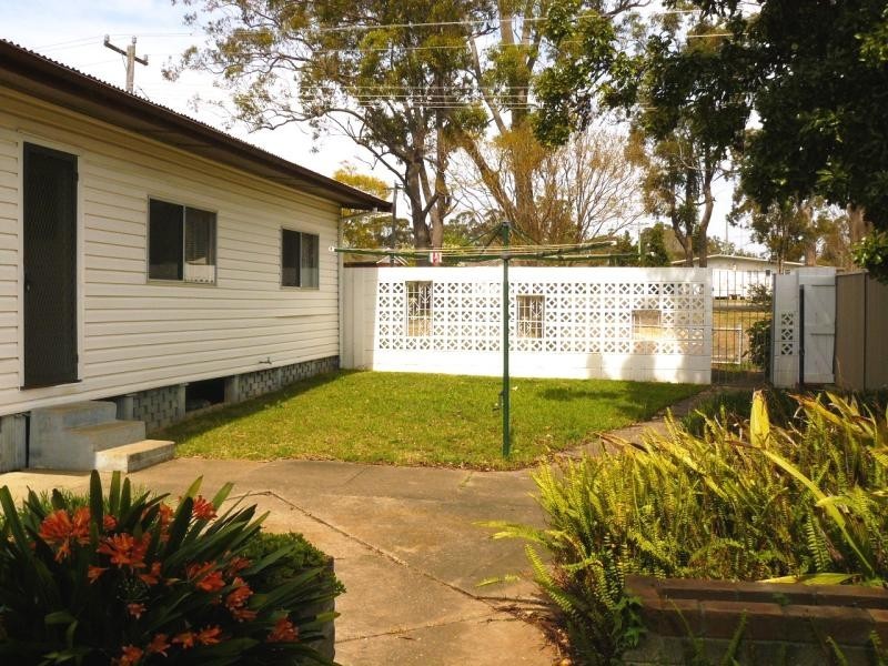 19 Third St, Warragamba NSW 2752