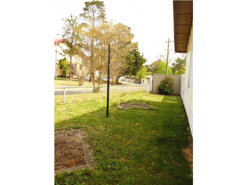 19 Third St, Warragamba NSW 2752