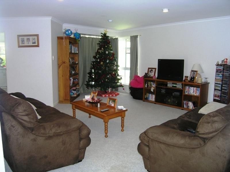 5 Parklea Esplanade, Mountain Creek QLD 4557