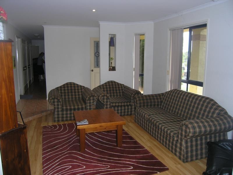 8 ABELIA PLACE, Mountain Creek QLD 4557