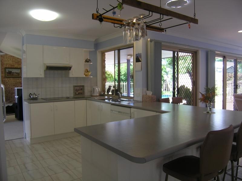 4 HERMOSA STREET, Mountain Creek QLD 4557