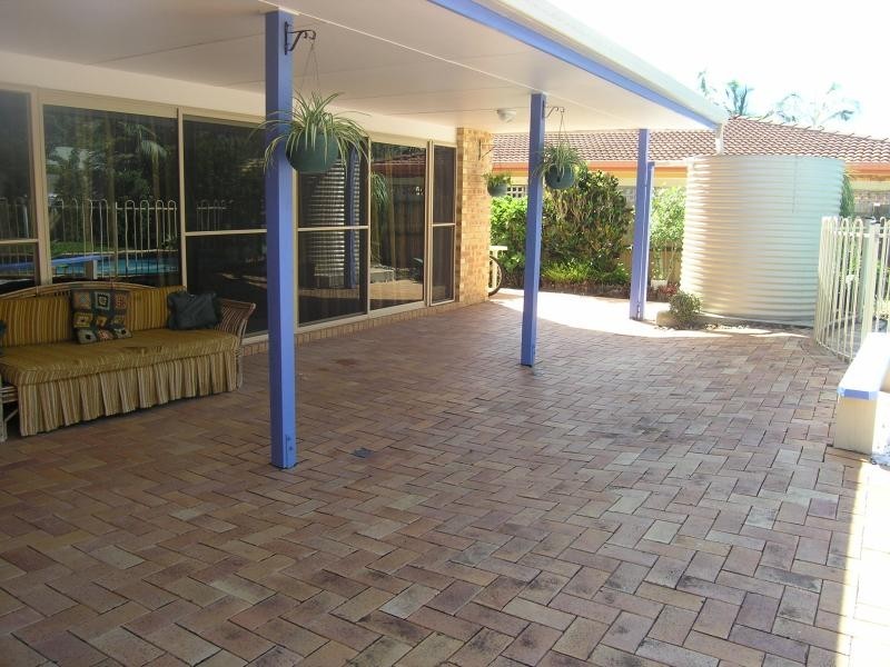 4 HERMOSA STREET, Mountain Creek QLD 4557