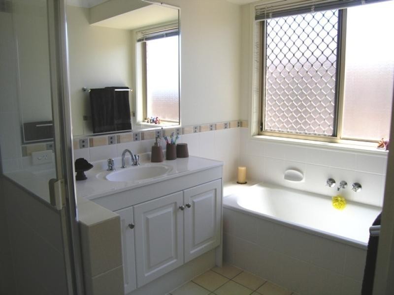 20 Escolar Drive, Mountain Creek QLD 4557