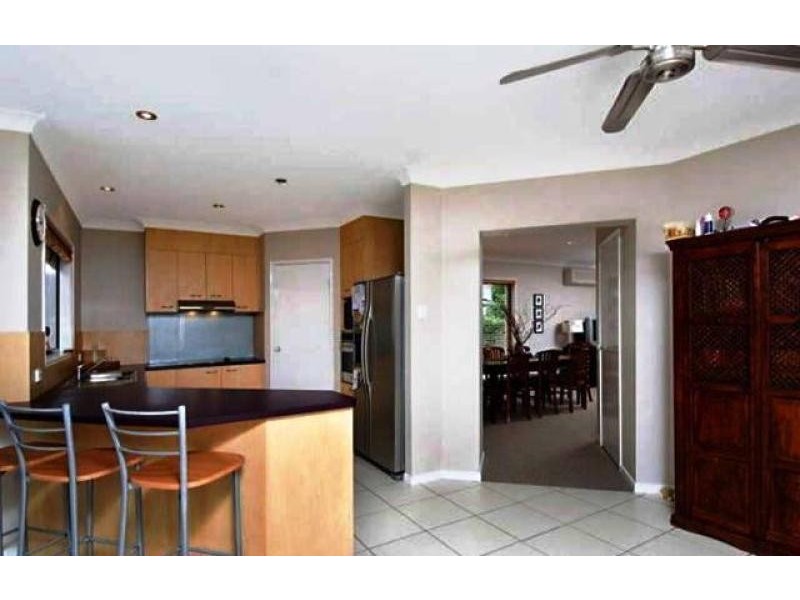 8 Manor Lane, Buderim QLD 4556