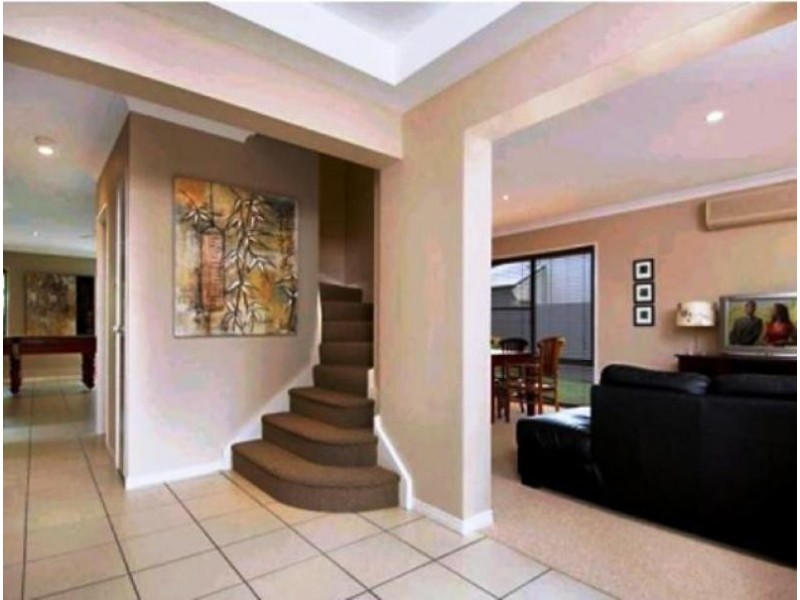 8 Manor Lane, Buderim QLD 4556