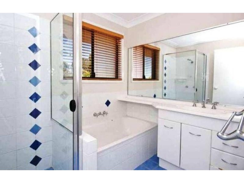 8 Manor Lane, Buderim QLD 4556