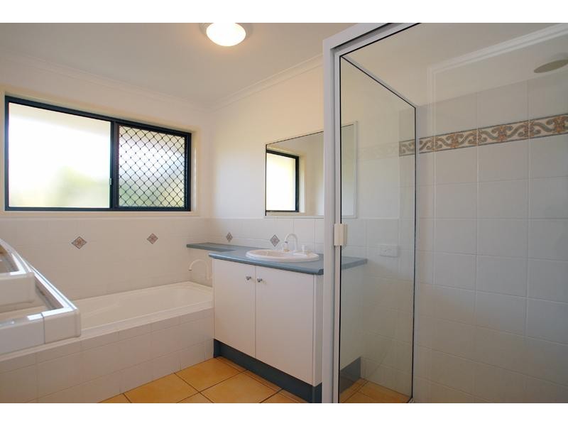 84 Mountain Ash Drive, Mountain Creek QLD 4557