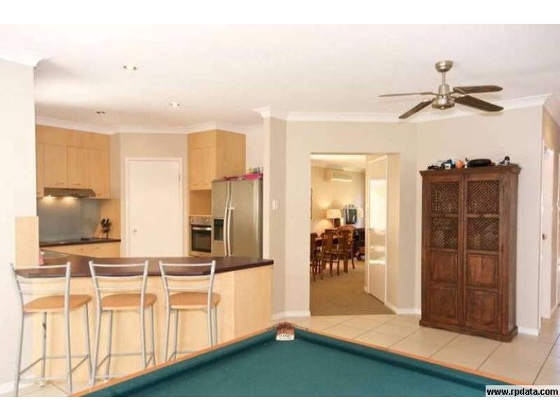 8 Manor Lane, Buderim QLD 4556