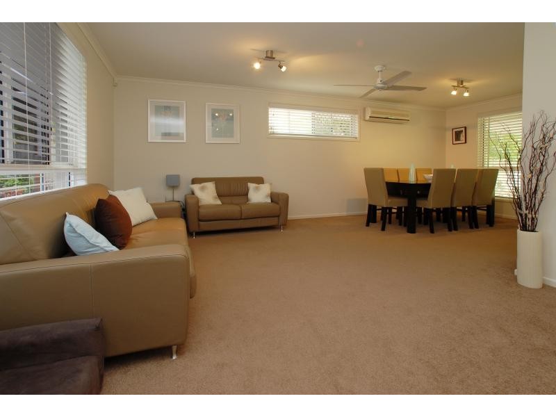 9 ATTENBOROUGH CLOSE, Buderim QLD 4556