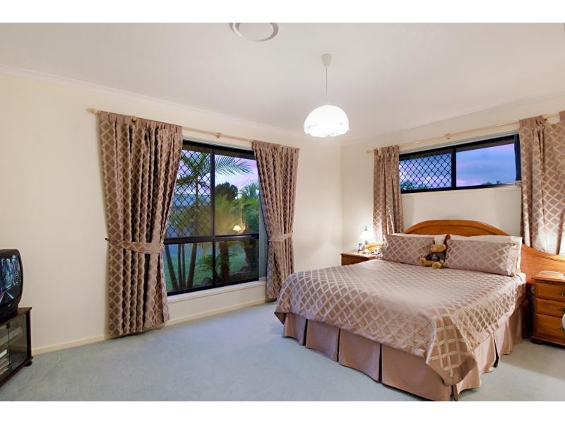 12 KALMIA PLACE, Mountain Creek QLD 4557