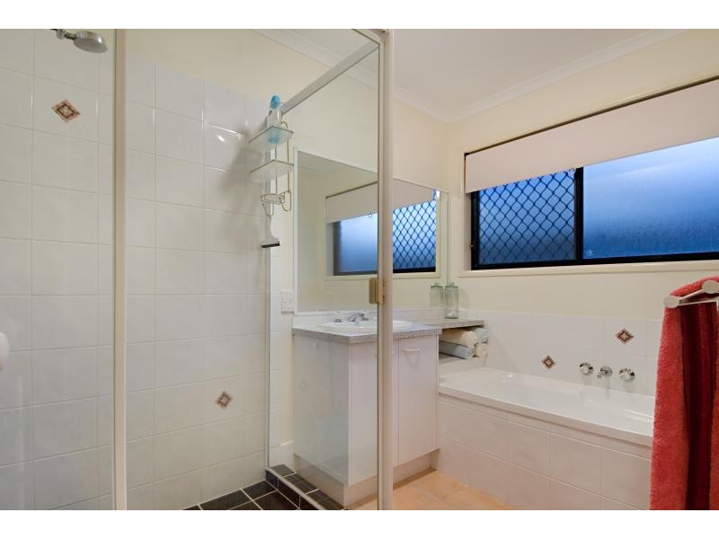 12 KALMIA PLACE, Mountain Creek QLD 4557