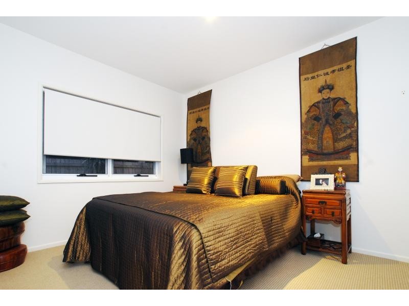 4 Veerings Crescent, Twin Waters QLD 4564