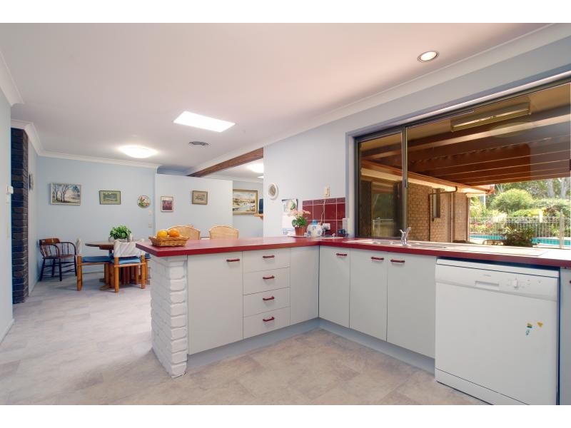 35 Molakai Drive, Mountain Creek QLD 4557