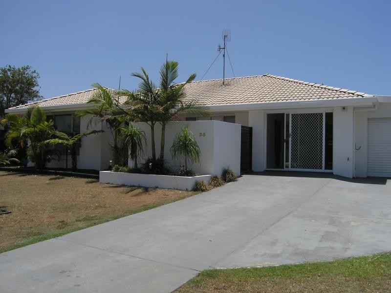 35 Regatta Boulevard, Wurtulla QLD 4575