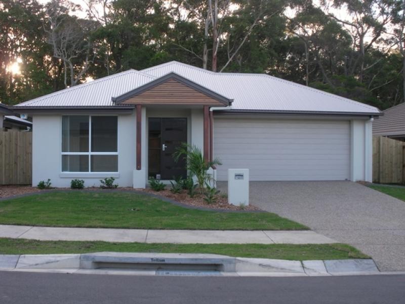 12 QUININE CRESCENT, Mountain Creek QLD 4557