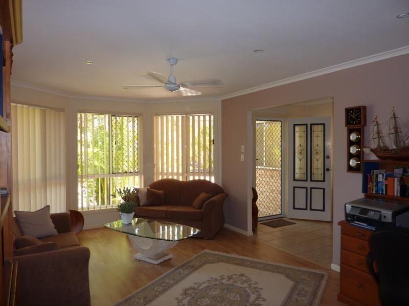5 MICRANTHA PLACE,, Mountain Creek QLD 4557