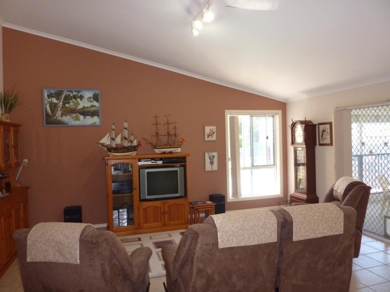5 MICRANTHA PLACE,, Mountain Creek QLD 4557