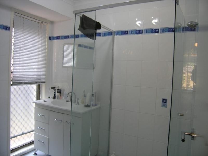 30 Karawatha Drive, Mountain Creek QLD 4557