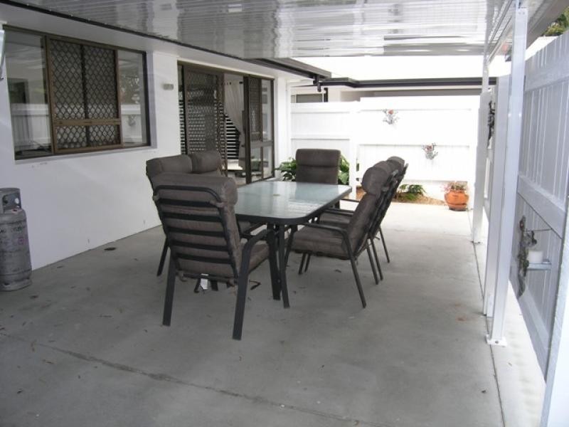 30 Karawatha Drive, Mountain Creek QLD 4557