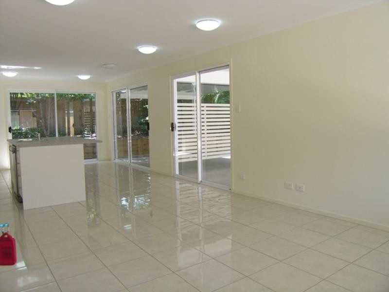 30 A Karawatha Drive, Mountain Creek QLD 4557
